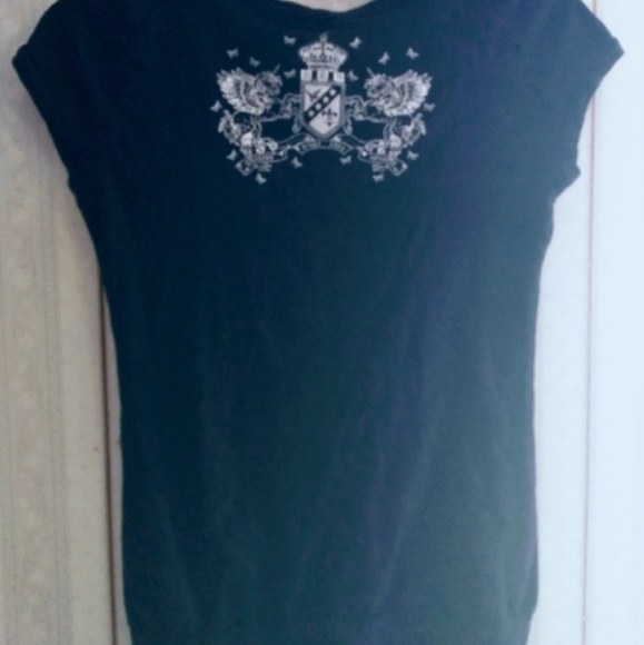 Cute top - Picture 2 of 4